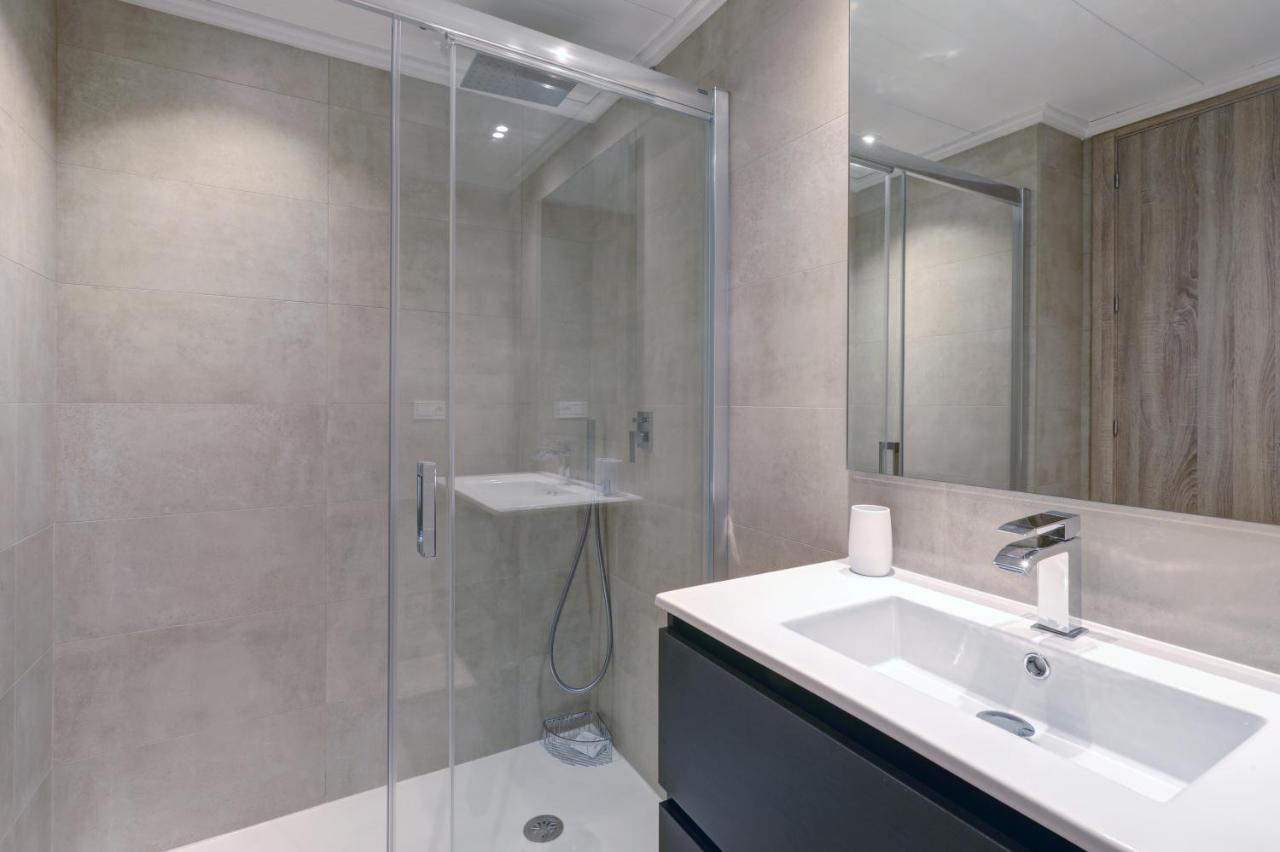 Apartment New Modern 3 Bed Puerto Banus Marbella
